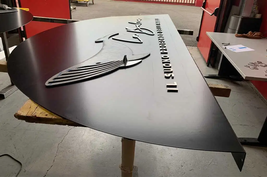ST Metal Design